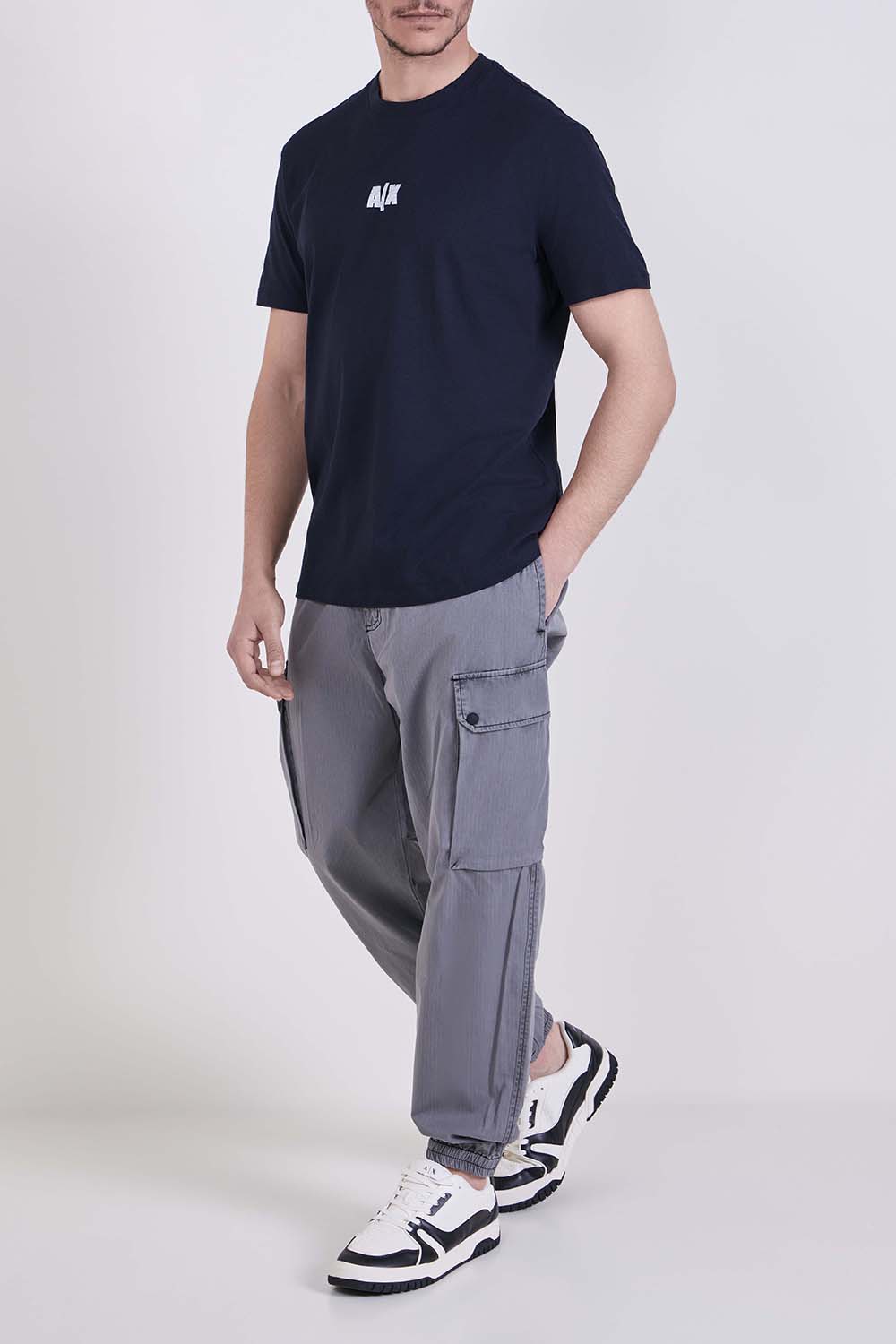 חולצת טי בגזרה ישרה